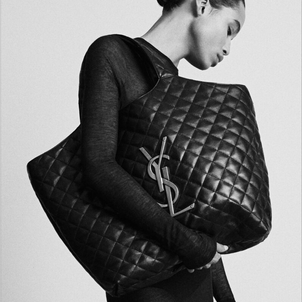 YSL Yves Saint Laurent icare bag in Black. - Picture 2 of 3